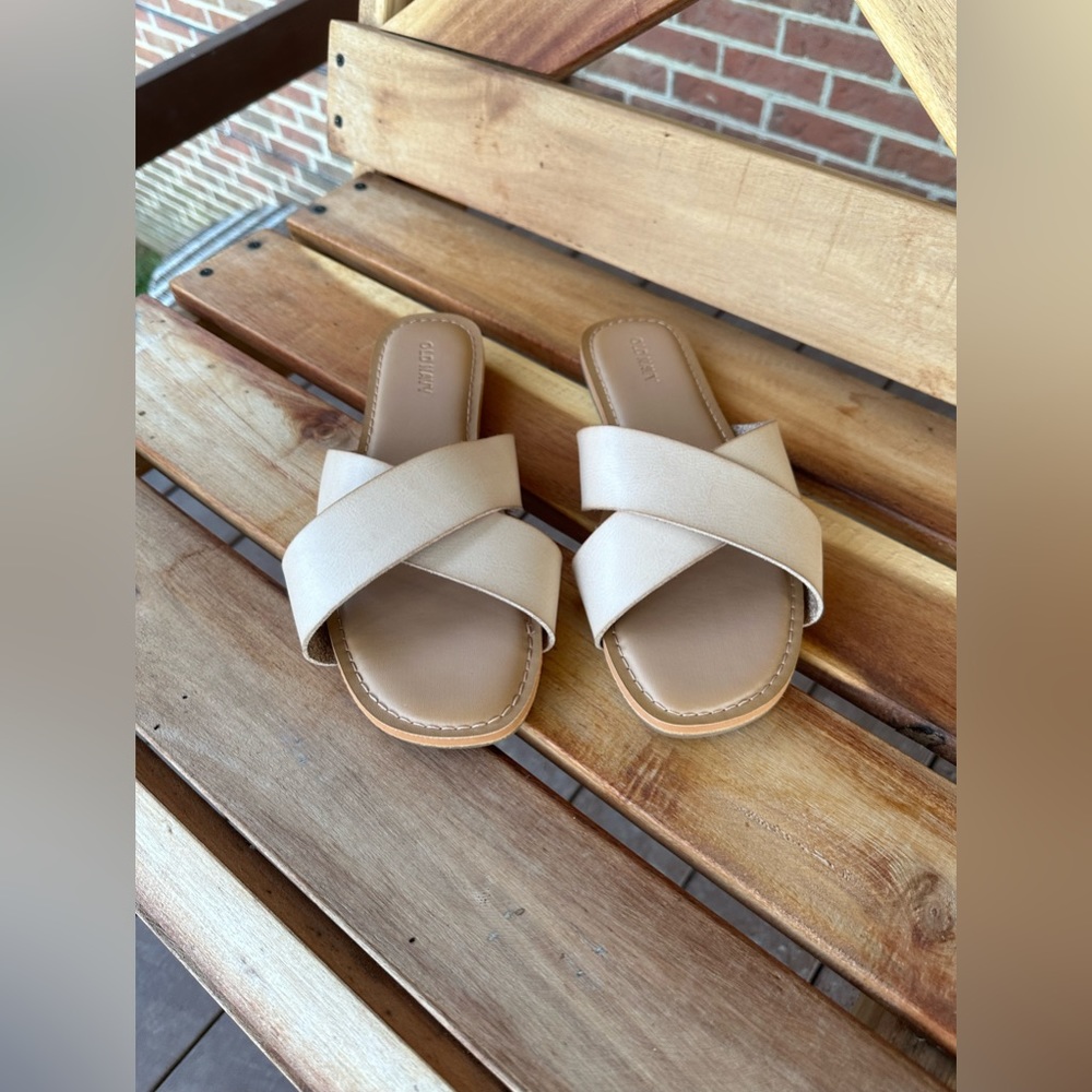Size 9 Old Navy Sandals